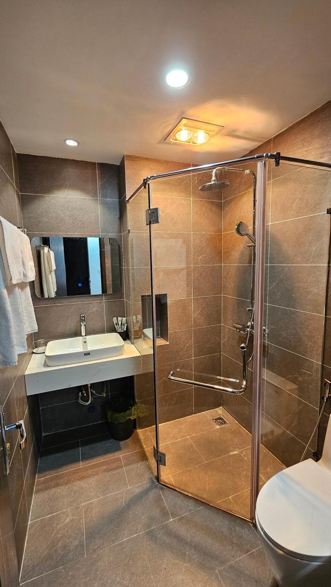 Tom Apartment - Vinhomes Marina Hai Phong Exterior photo